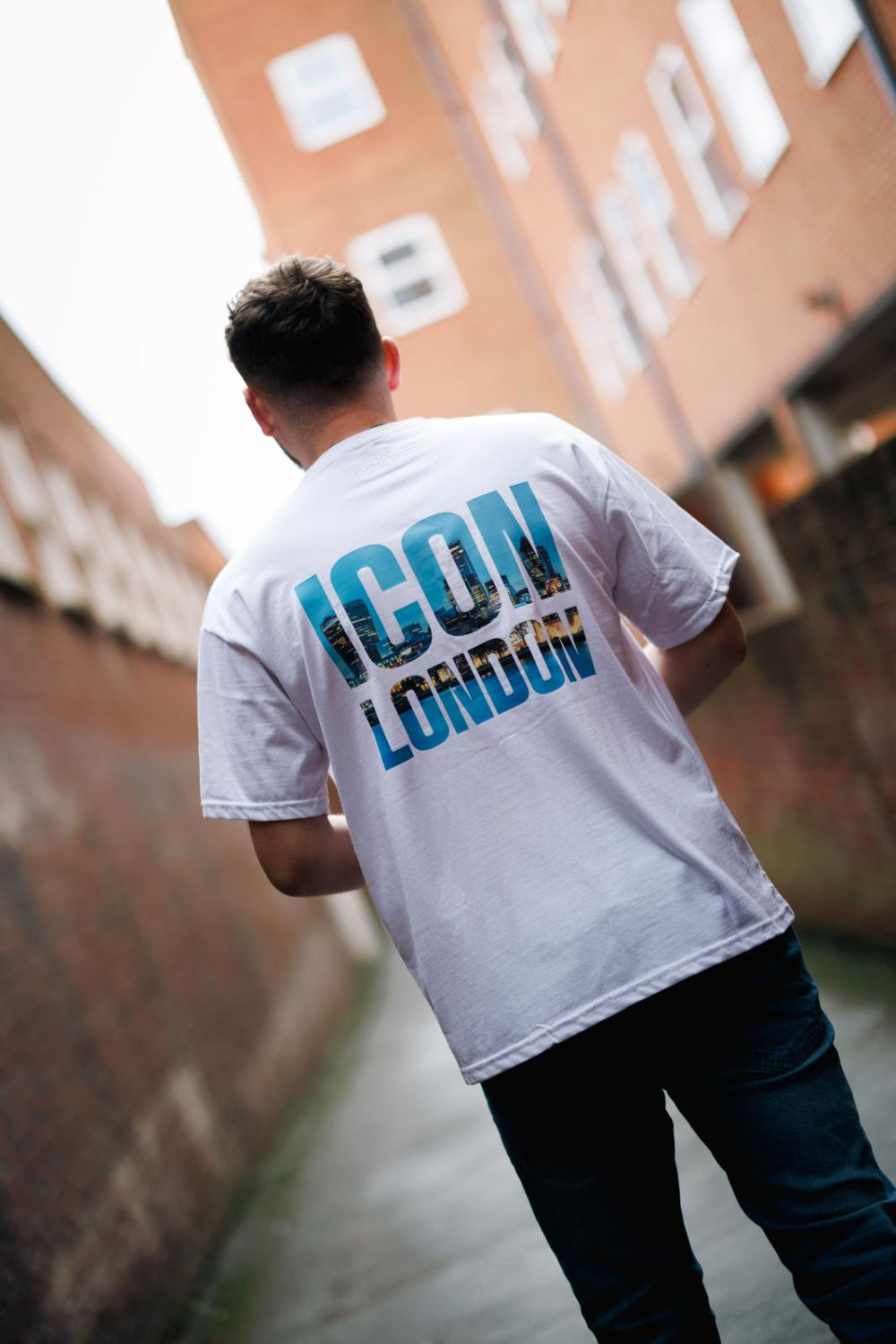 Icon White Signature T-shirt